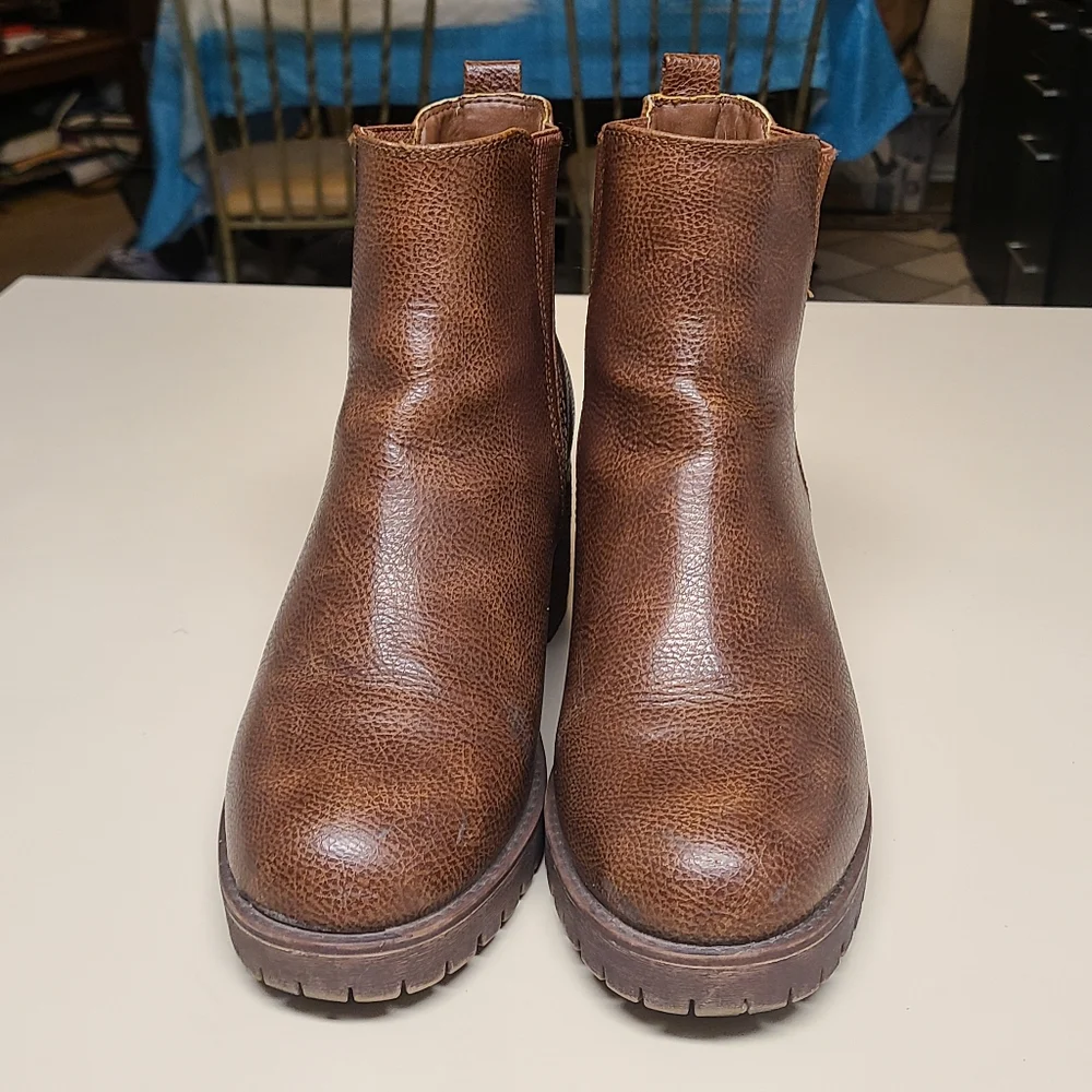 MIA Jody Chelsea leather slip on ankle boots size 10 - Picture 3 of 12